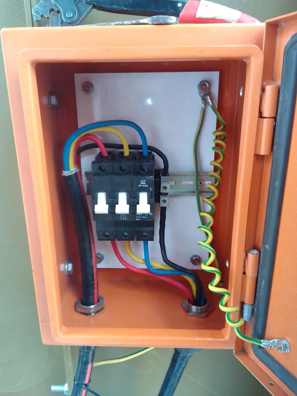 Engineering site operations by Chiliza Engineering Projects - equipment and supervision